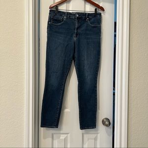 Good American Good Legs Crop jeans size 15/33 - FLAWED, please read